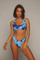 Check out the Ari Blue Raspberry Top. A great quality set that will meet all your needs.