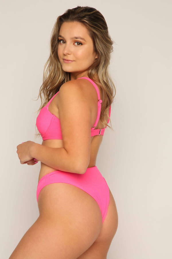 Check out the Bailey Pink Top. A great quality set that will meet all your needs.